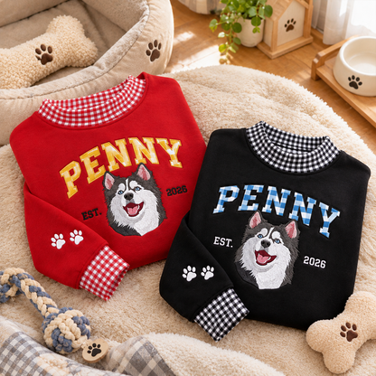 Custom Gingham Letter Mom Pet Portrait Mock Neck Sweatshirt
