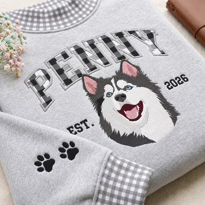 Custom Gingham Letter Mom Pet Portrait Mock Neck Sweatshirt