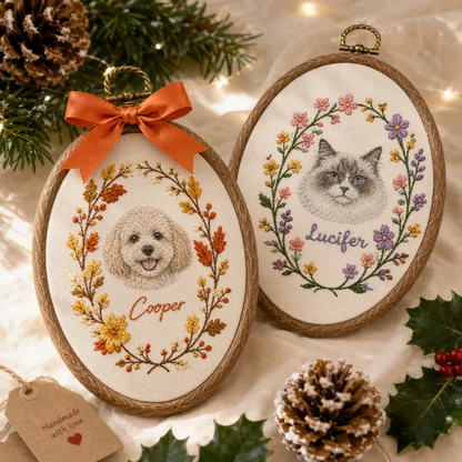 Custom Floral Wreath Pet Portrait Ornament
