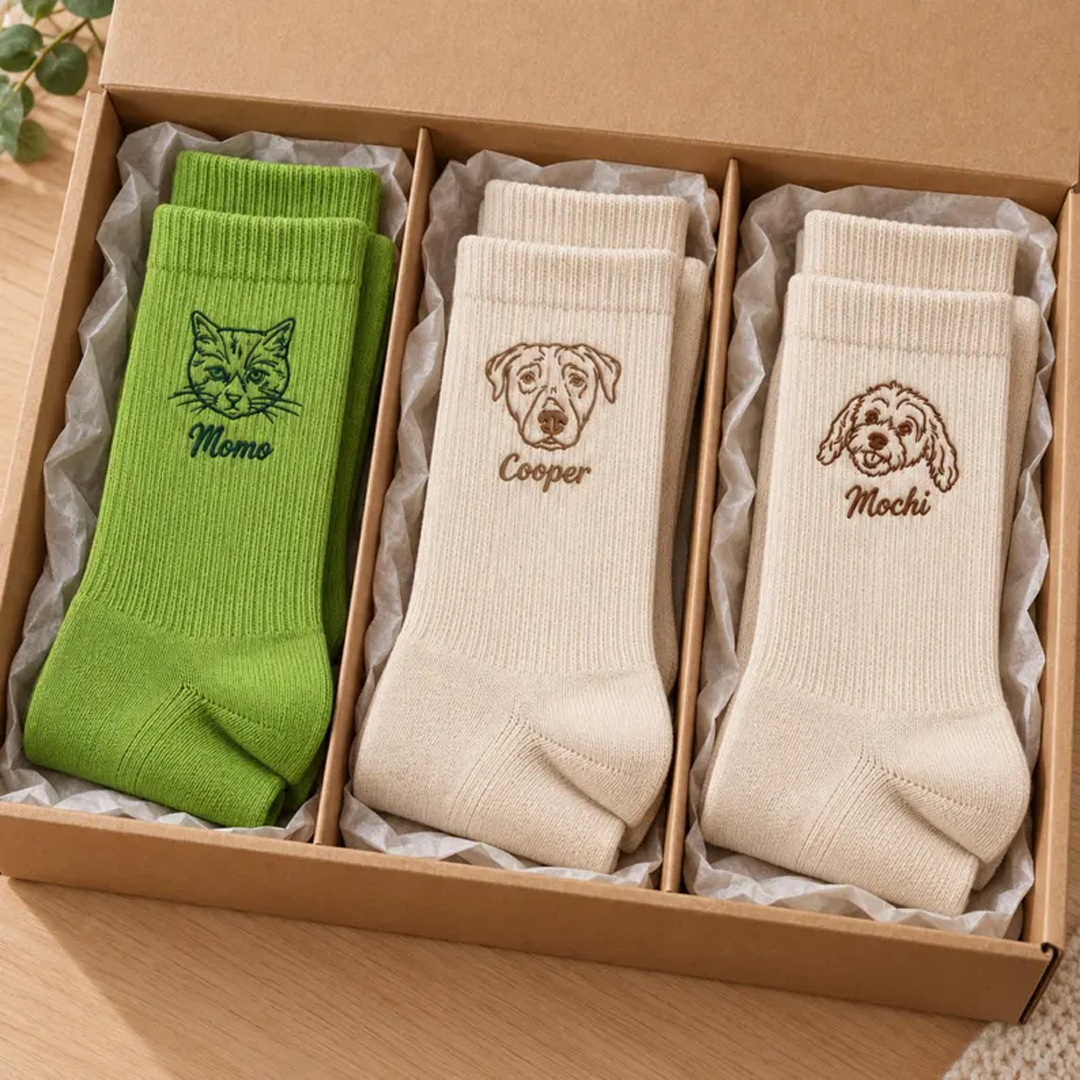 Custom Line-Art Pet Portrait Socks with Name
