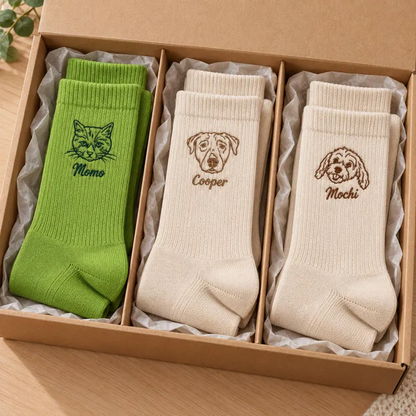 Custom Line-Art Pet Portrait Socks with Name